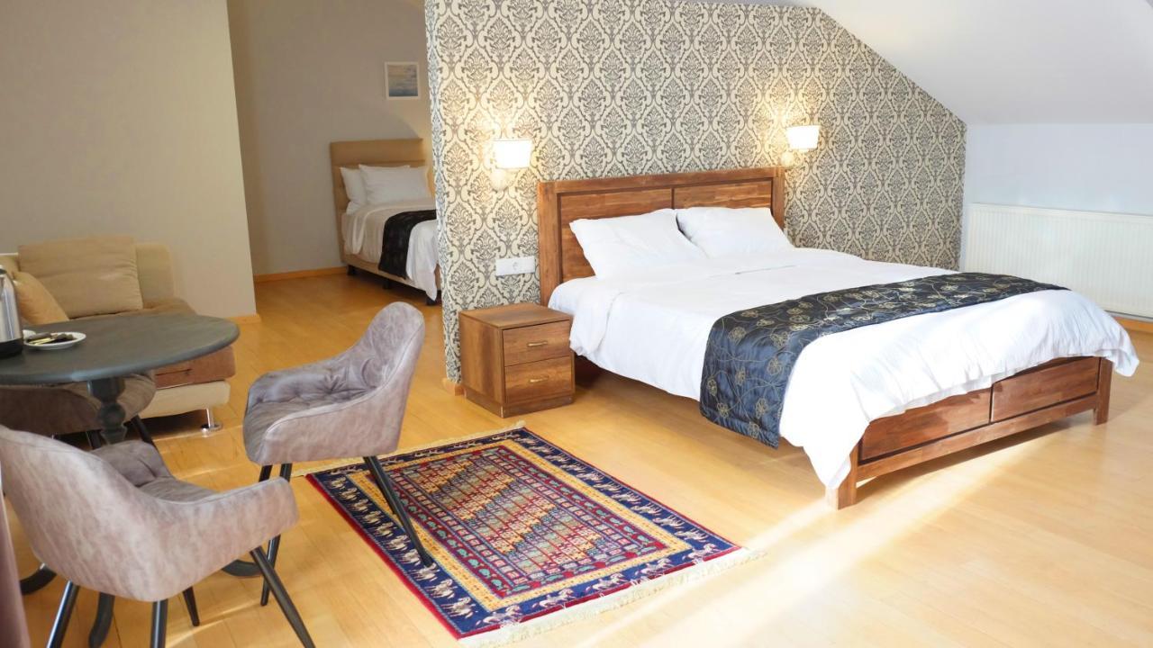 Boutique Hotel Art Villa Panorama Tiflis Exterior foto