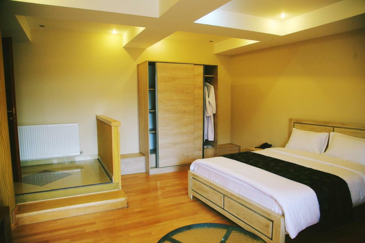 Boutique Hotel Art Villa Panorama Tiflis Exterior foto